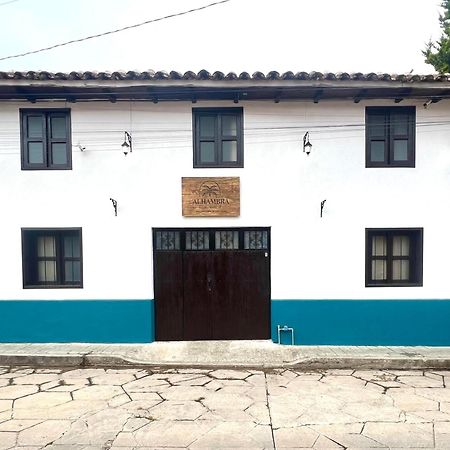 Alhambra Hotel - San Cristobal De Las Casas Luaran gambar