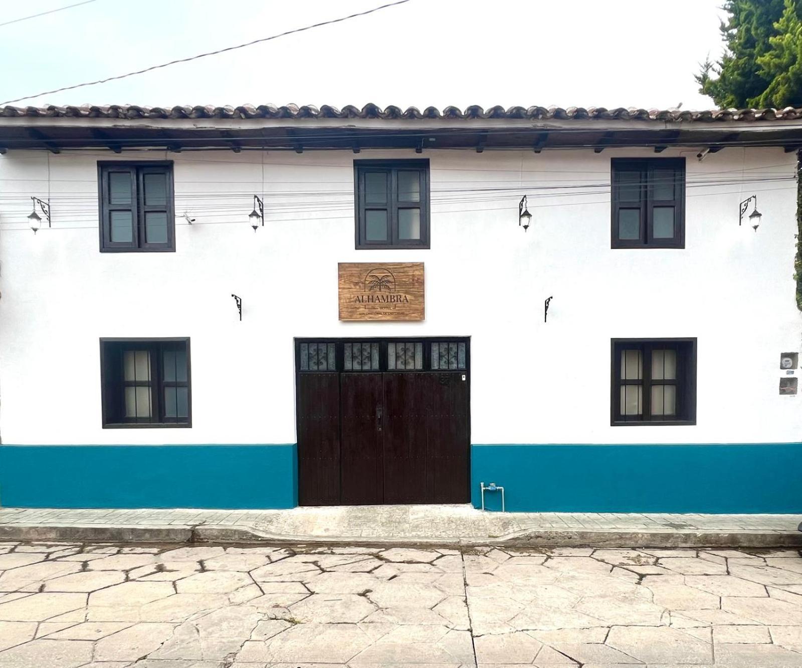 Alhambra Hotel - San Cristobal De Las Casas Luaran gambar